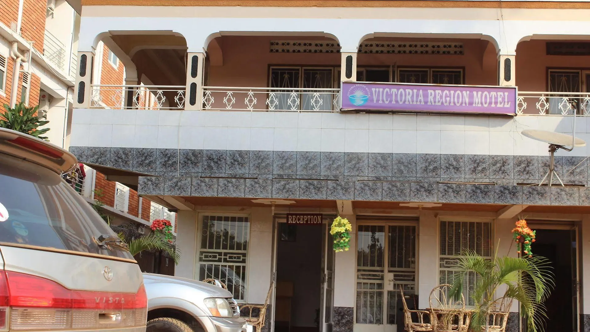 קמפאלה Victoria Region Motel אתר קמפינג